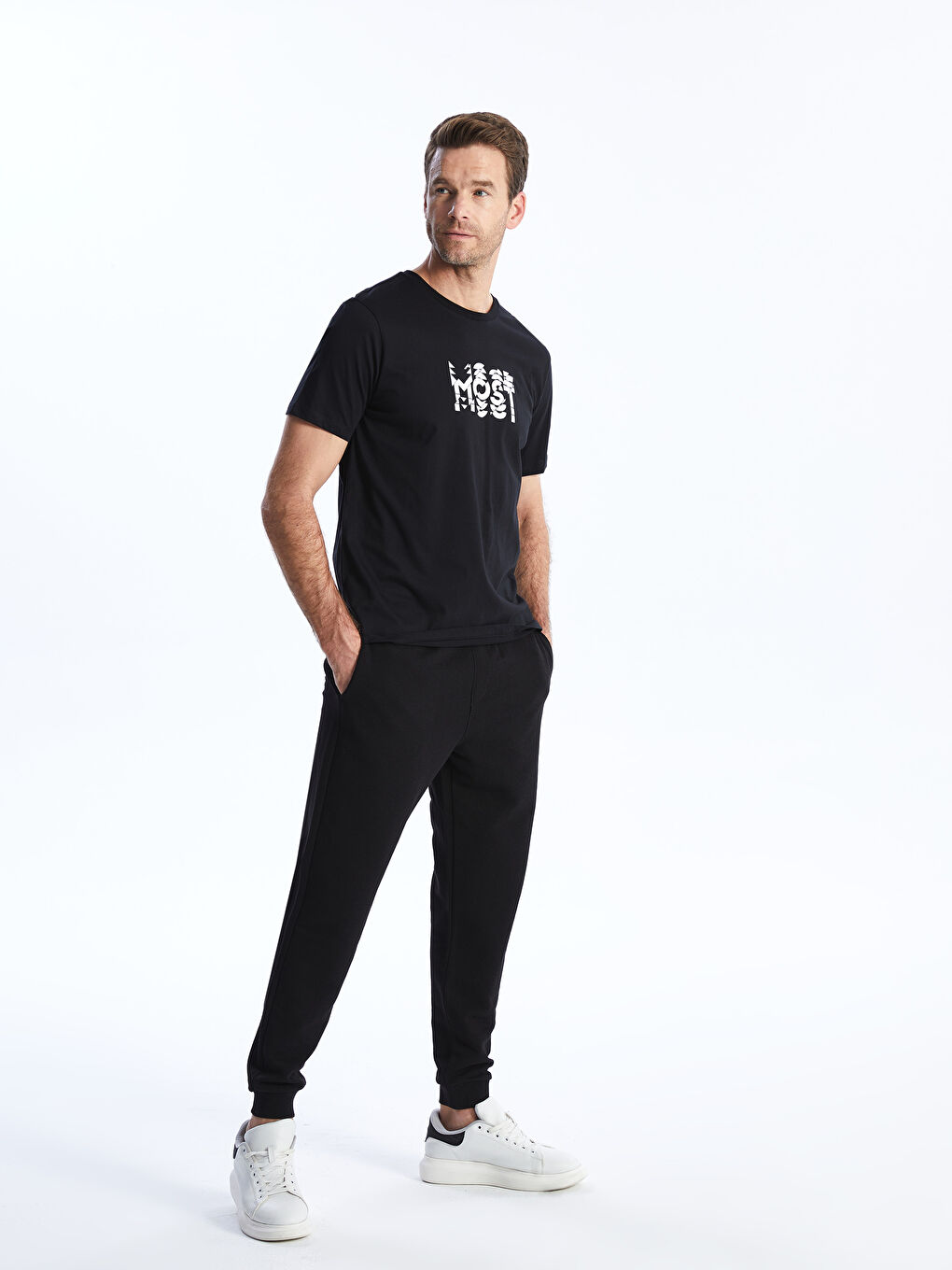 Siyah Bisiklet Yaka Kısa Kollu Baskılı Penye Erkek Tişört-2