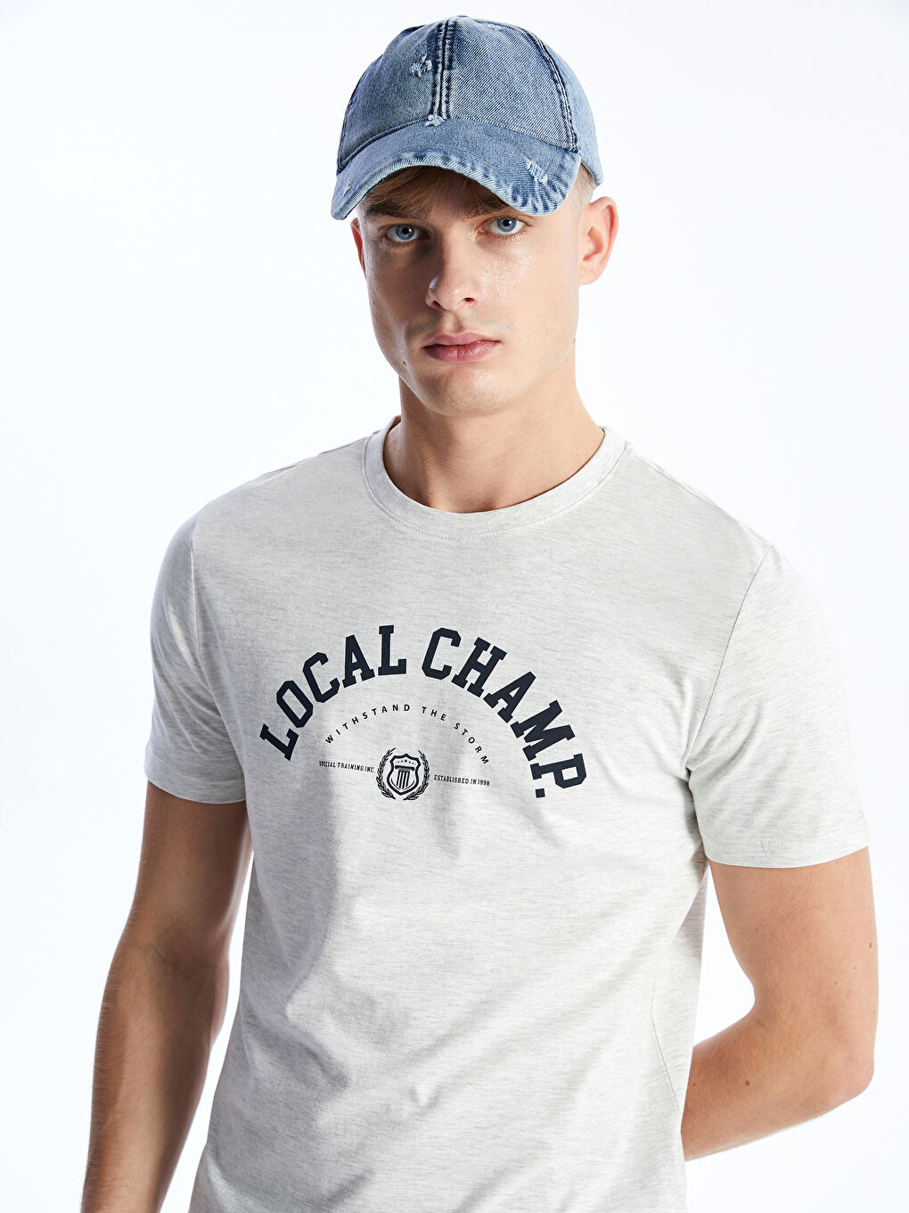 Beyaz Bisiklet Yaka Kısa Kollu Baskılı Penye Erkek Tişört