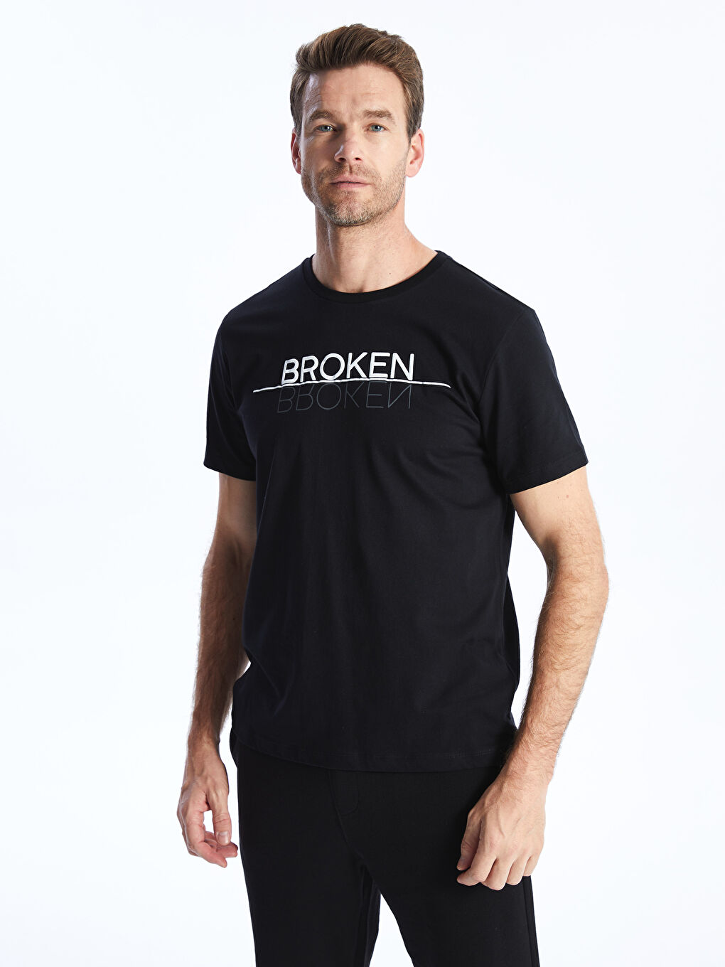 Siyah Bisiklet Yaka Kısa Kollu Baskılı Penye Erkek Tişört-1
