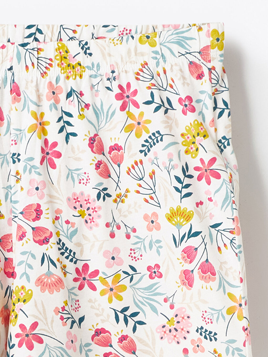 LCW DREAM Ekru Beli Lastikli Çiçekli Kadın Şort Pijama Altı - 1
