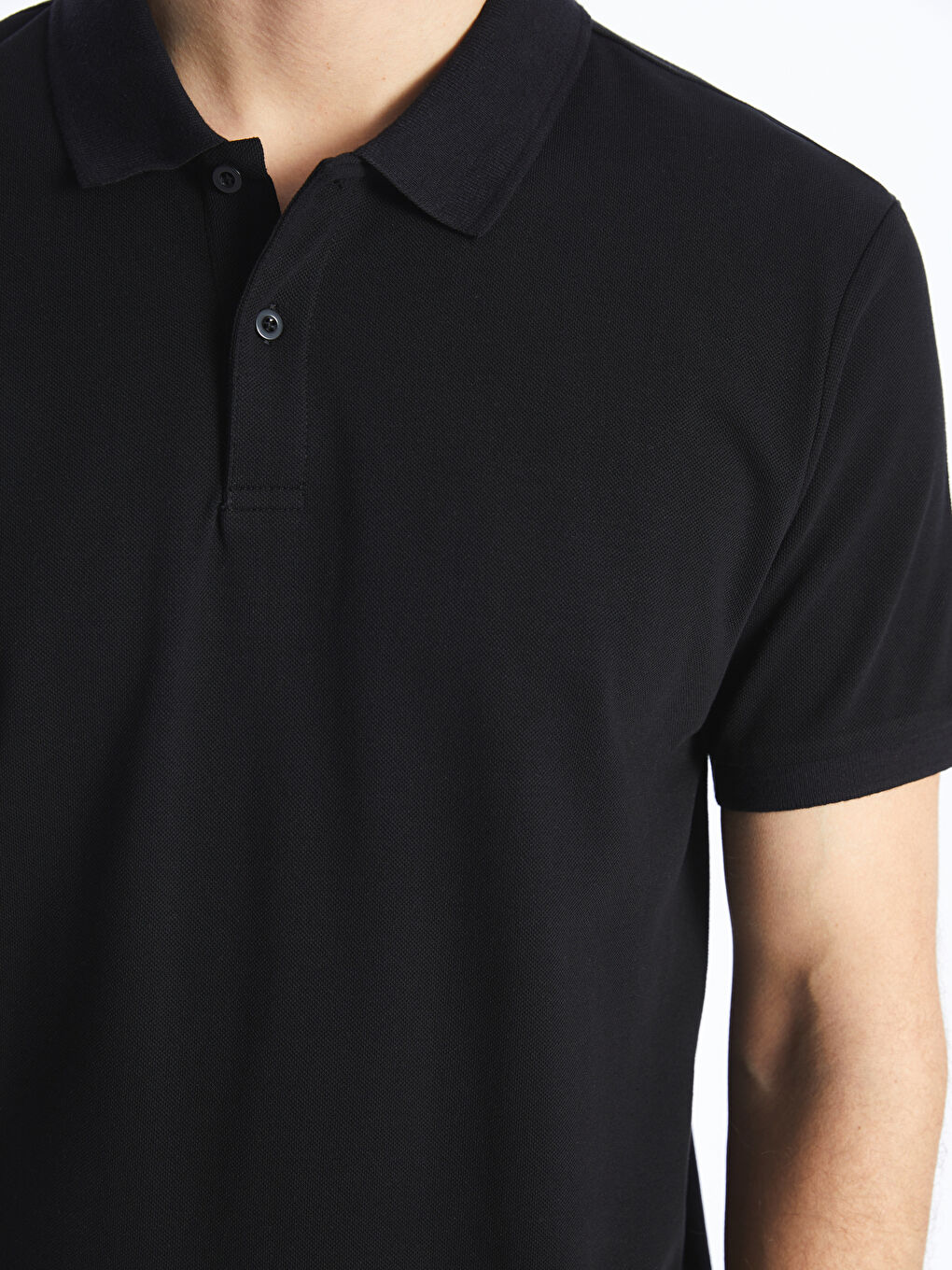 Siyah Polo Yaka Kısa Kollu Pike Erkek Tişört-3