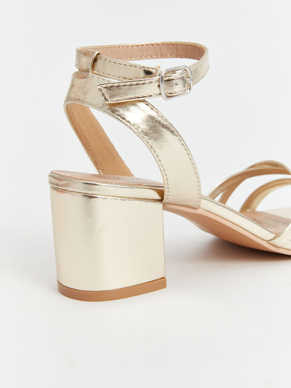 Әйелдерге арналған бір баулы тобықтағы ілмекті биік өкшелі аяқ киім-4