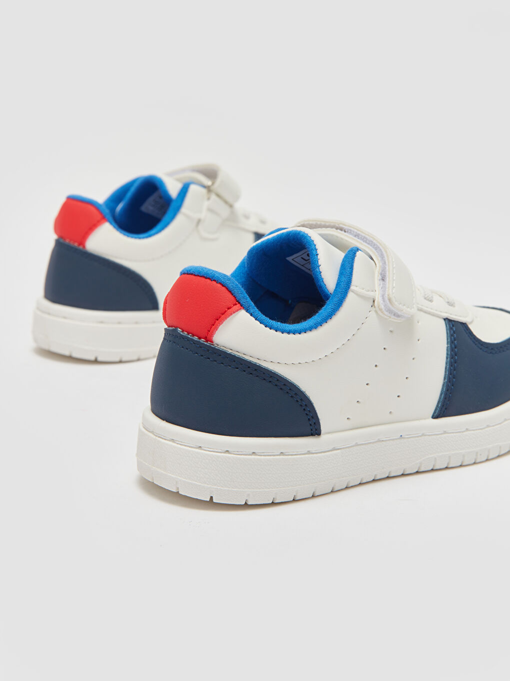 LCW STEPS Schnürsenkel Farbblock Jungen-Sneaker -S4CC57Z4-J5E