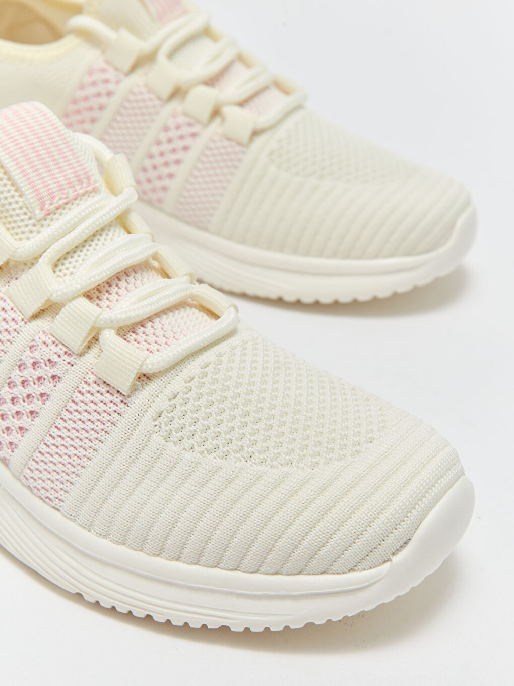 LCW STEPS Sportschuhe für Mädchen mit Mesh-Detail -S4CC73Z4-EEW