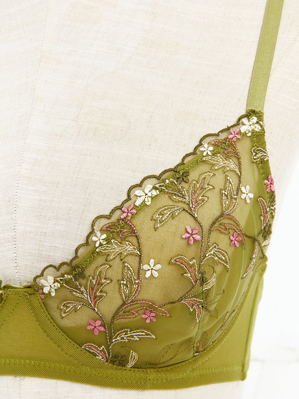 Wired Non-Padded Lace Fancy T-Shirt Bra -S4CG91Z8-QZQ