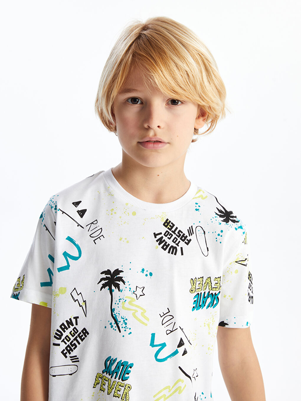 Beyaz Bisiklet Yaka Baskılı Kısa Kollu Erkek Çocuk Tişört-2