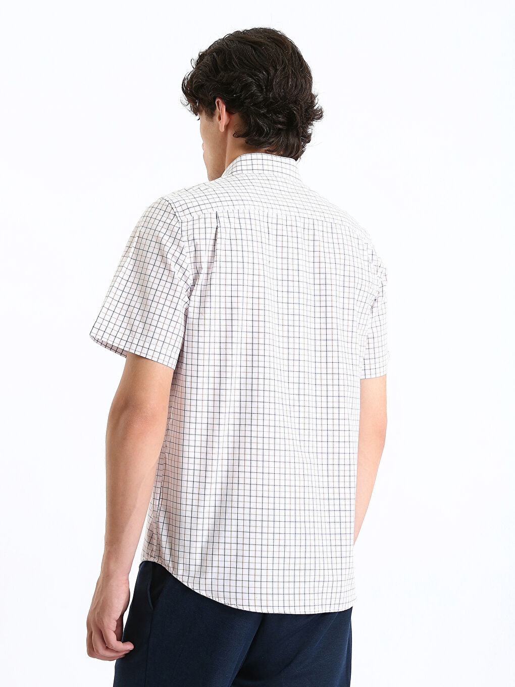 LCWAIKIKI Formal Standardni kroj Kratki rukav Karirani dezen Poplin Muška košulja -S4CK31Z8-LN6