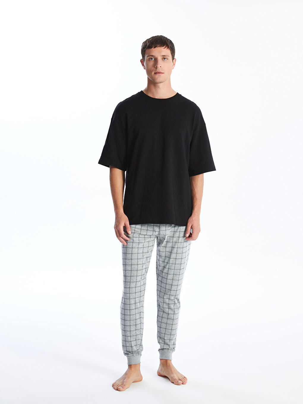بنطلون بيجاما للرجال بنقشة المربعات بقصة عادية