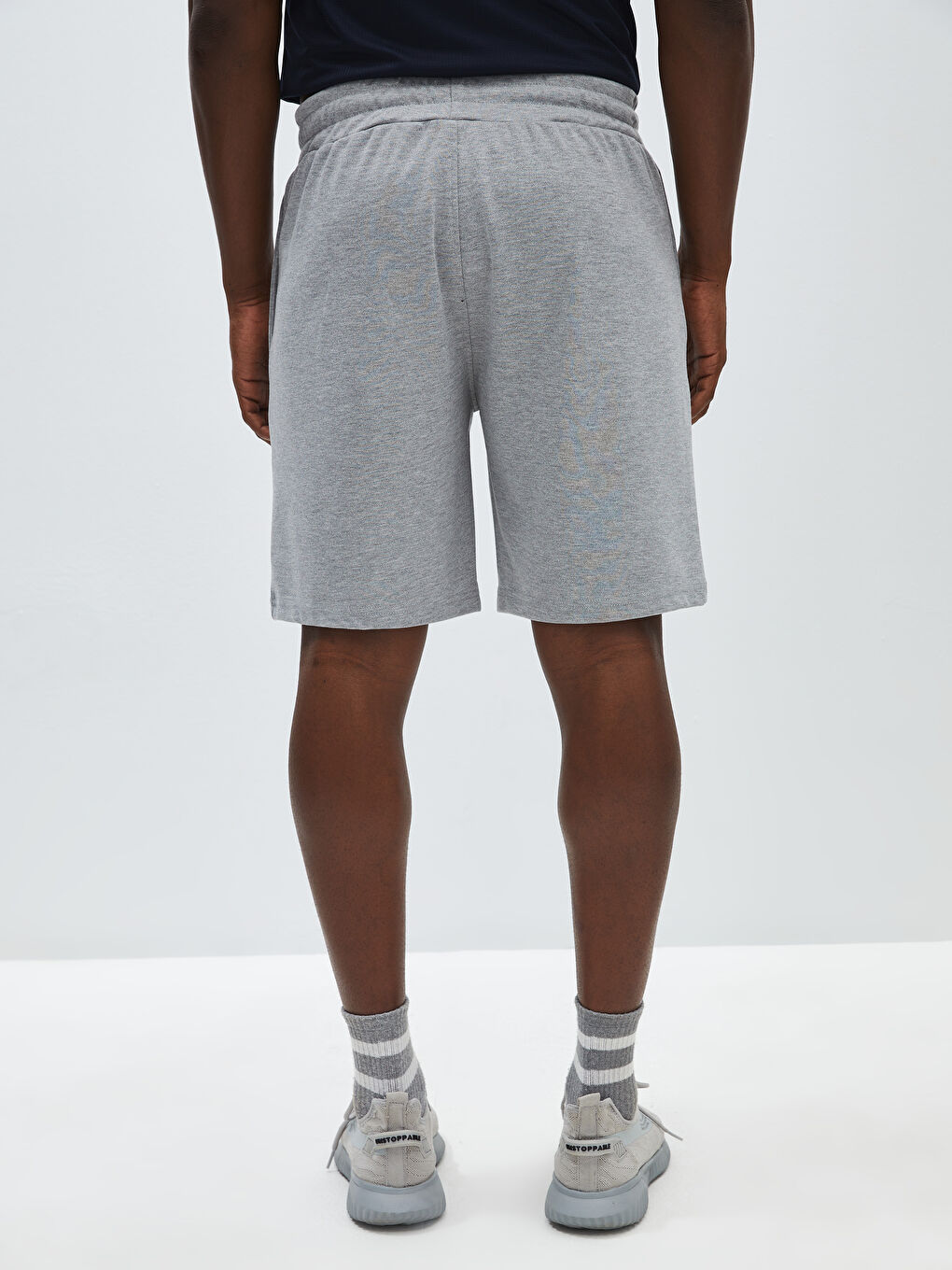 Gri Standart Kalıp Erkek Spor Şort-3