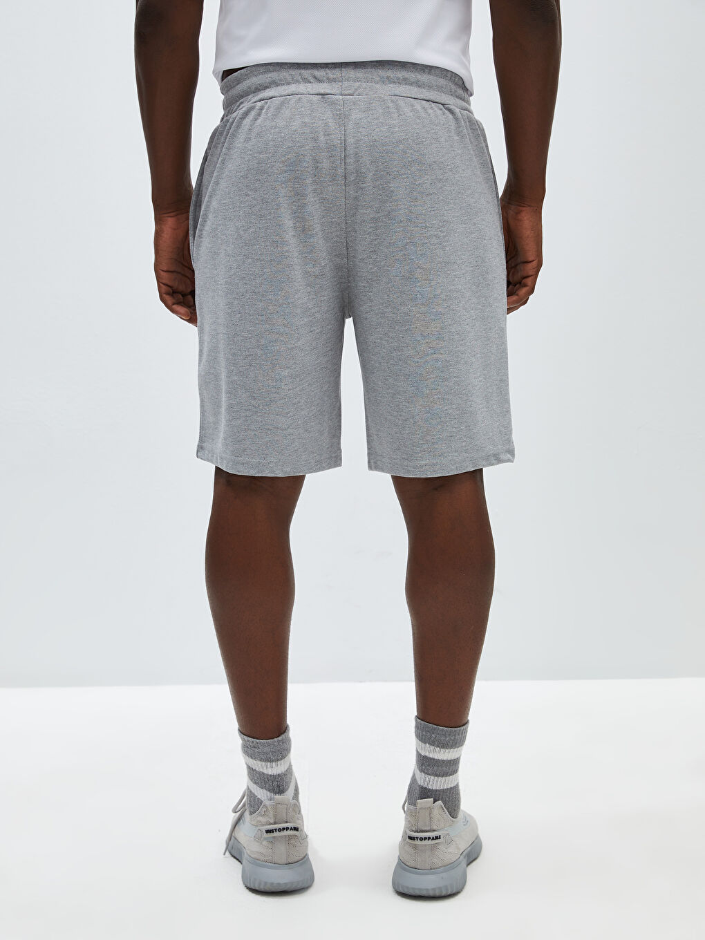 Gri Standart Kalıp Erkek Spor Şort-3