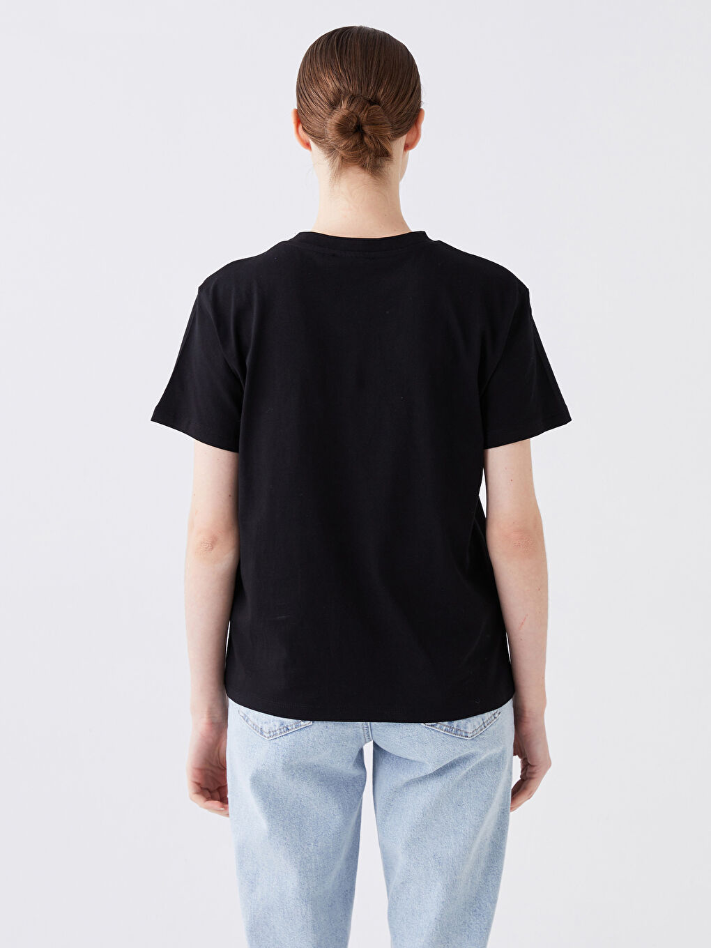 Siyah Bisiklet Yaka Baskılı Kısa Kollu Kadın Tişört-4