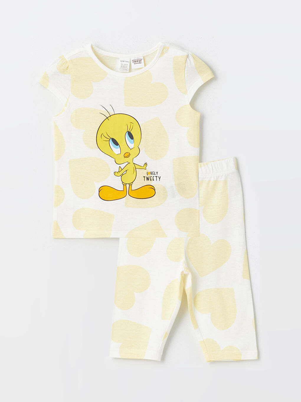 LCW baby Ekru Baskılı Bisiklet Yaka Kısa Kollu Tweety Baskılı Kız Bebek Pijama Takım