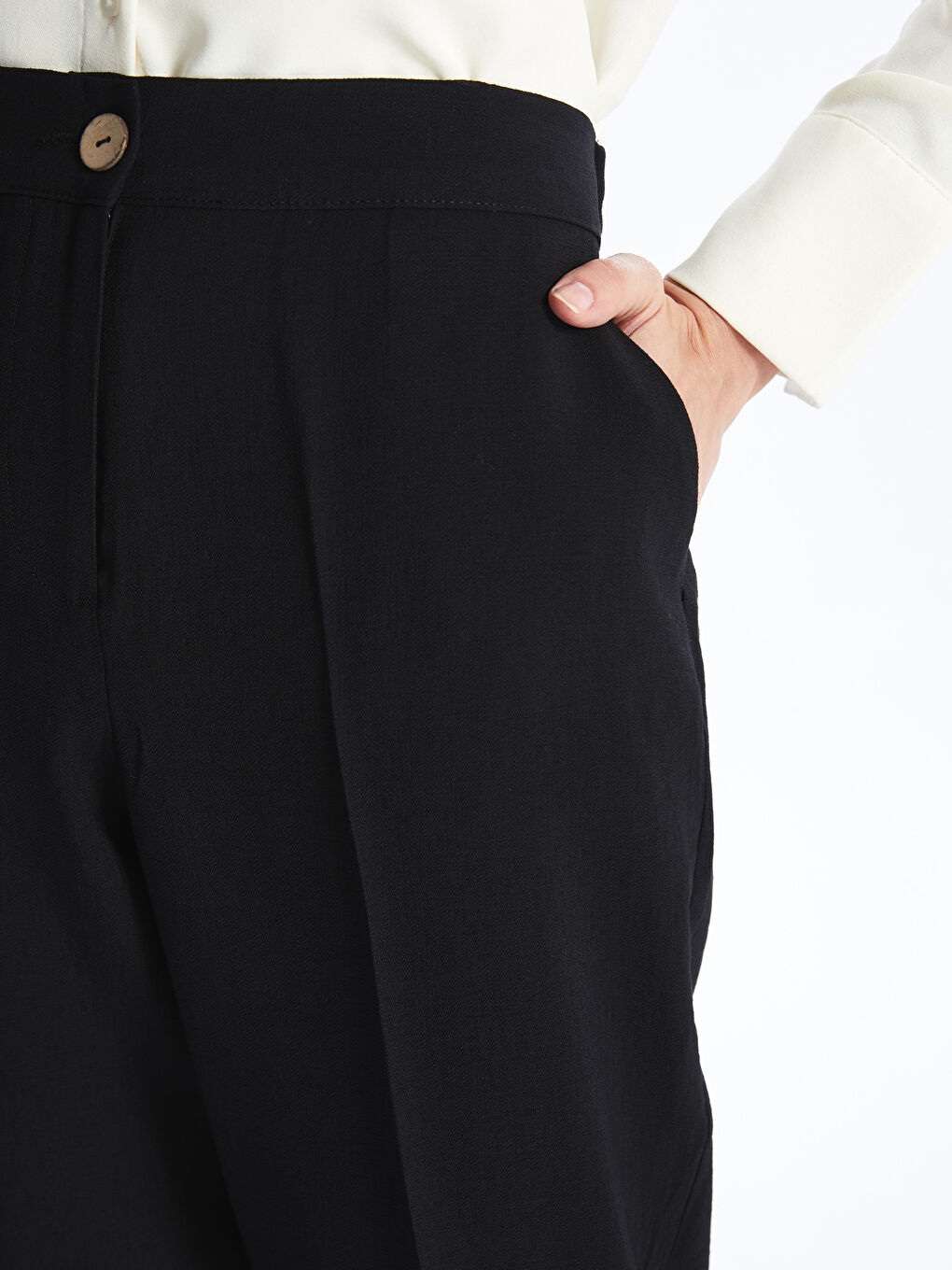 Siyah Beli Lastikli Rahat Kalıp Kadın Kapri-2