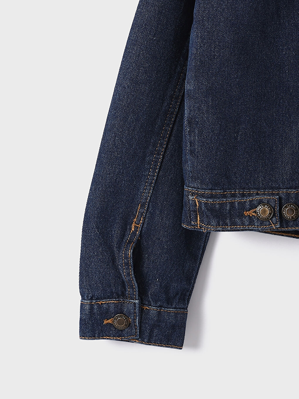 جاكيت جينز بياقة للسيدات-3