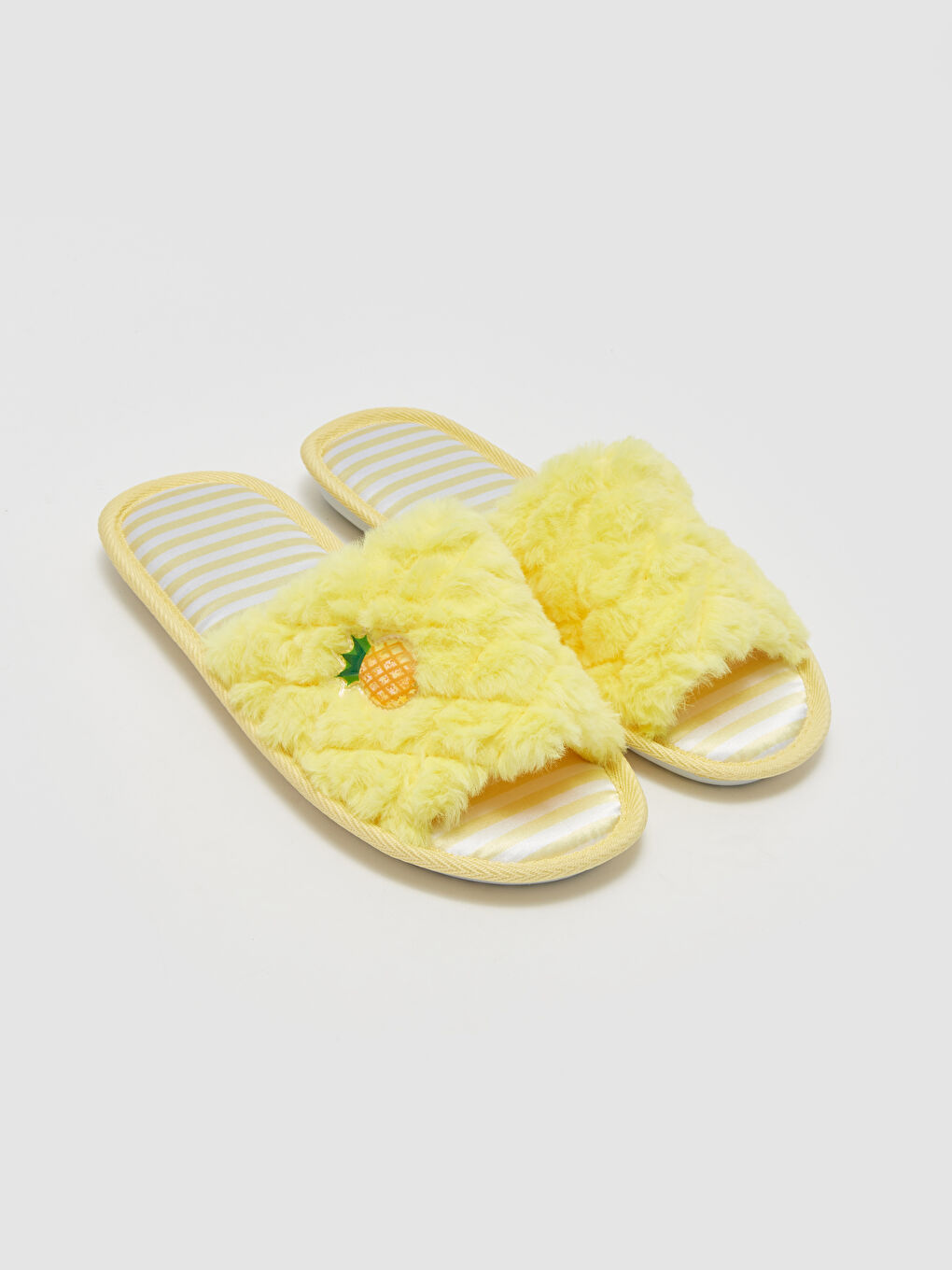 LCW HOME Embroidered Plush Women's Home Slippers -S4DB70Z8-LUG