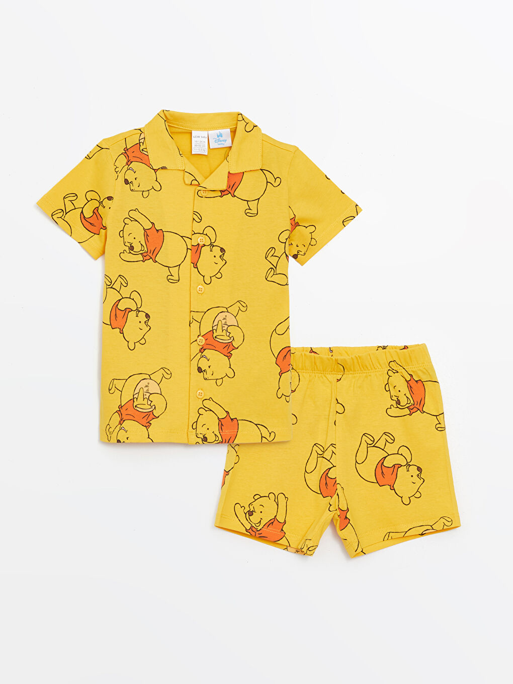 LCW baby Sarı Baskılı Polo Yaka Kısa Kollu Winnie the Pooh Baskılı Erkek Bebek Pijama Takımı