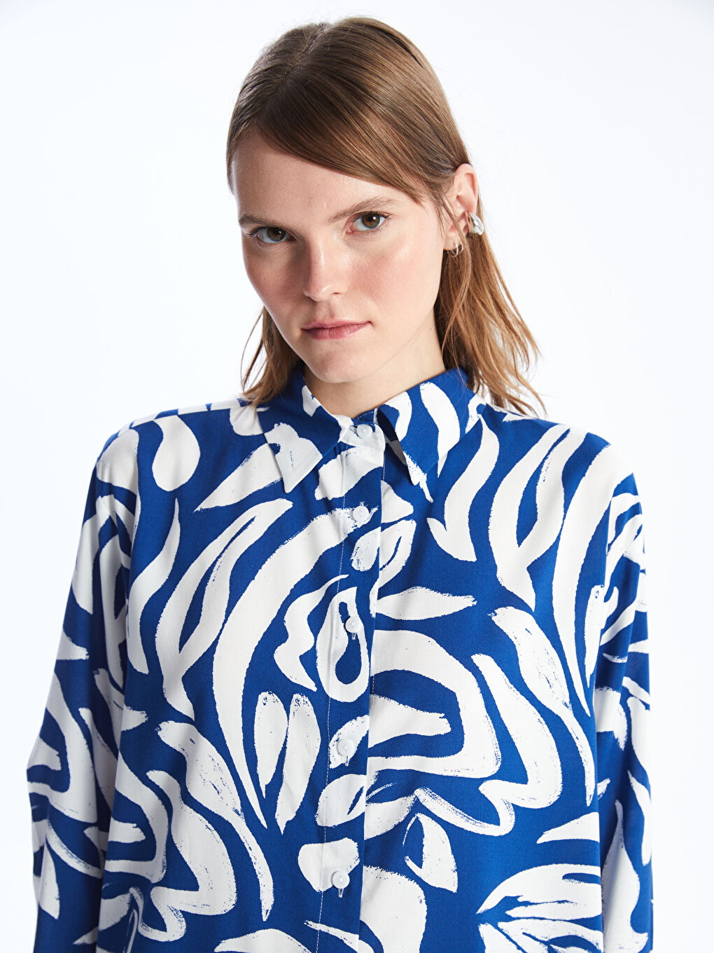 قميص نسائي أوفراسايز كم طويل منقوش-1