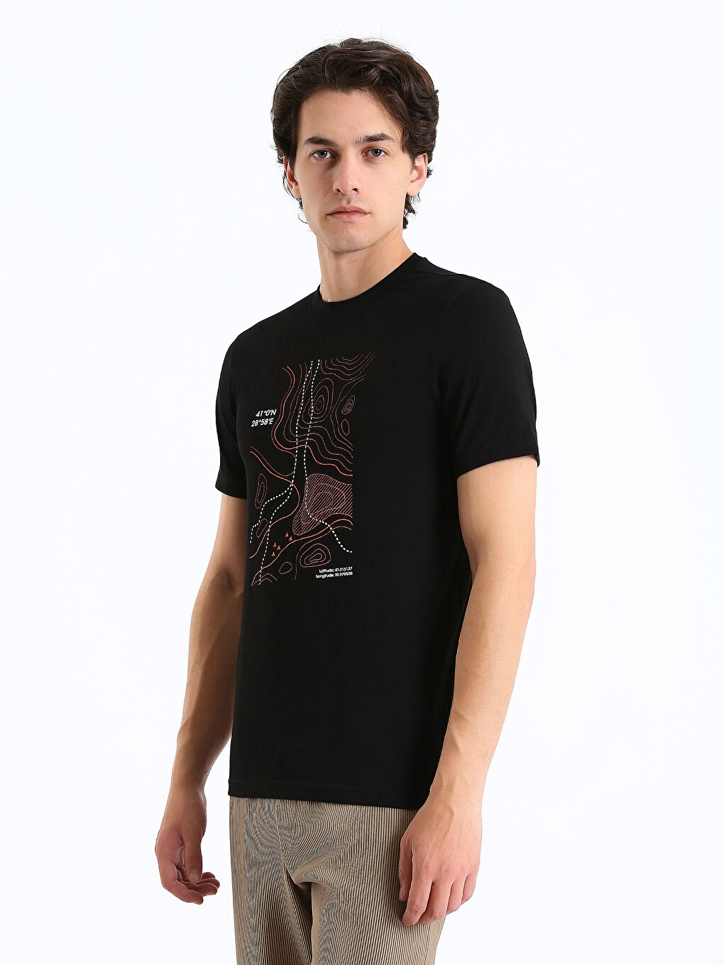 Ерлерге арналған трикотаж дөңгелек жағалы қысқа жең принтті мақта футболка-6