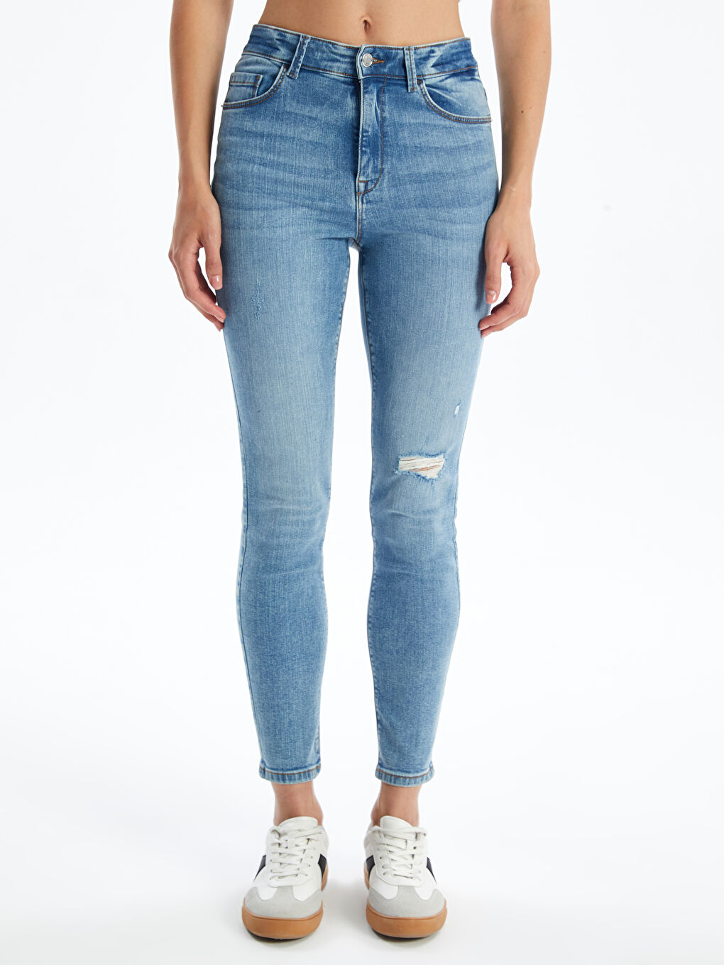 LCW Jeans Jupiter Super Skinny Fit Ripped Detail Women's Jeans -S4DJ36Z8-311