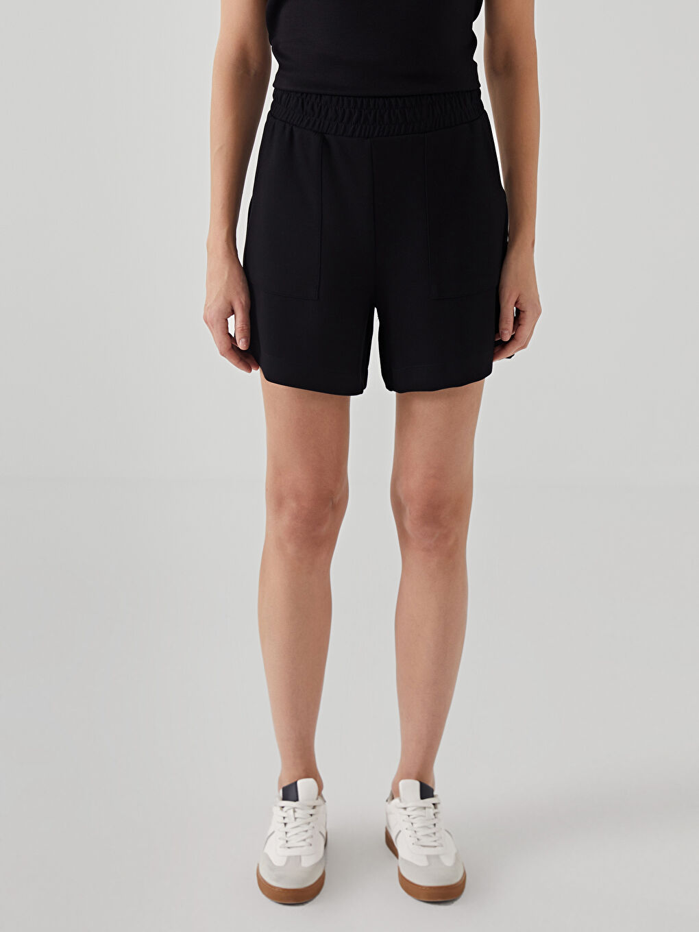 Women's Elastic Waist Regular Shorts -S4DJ42Z8-CVL