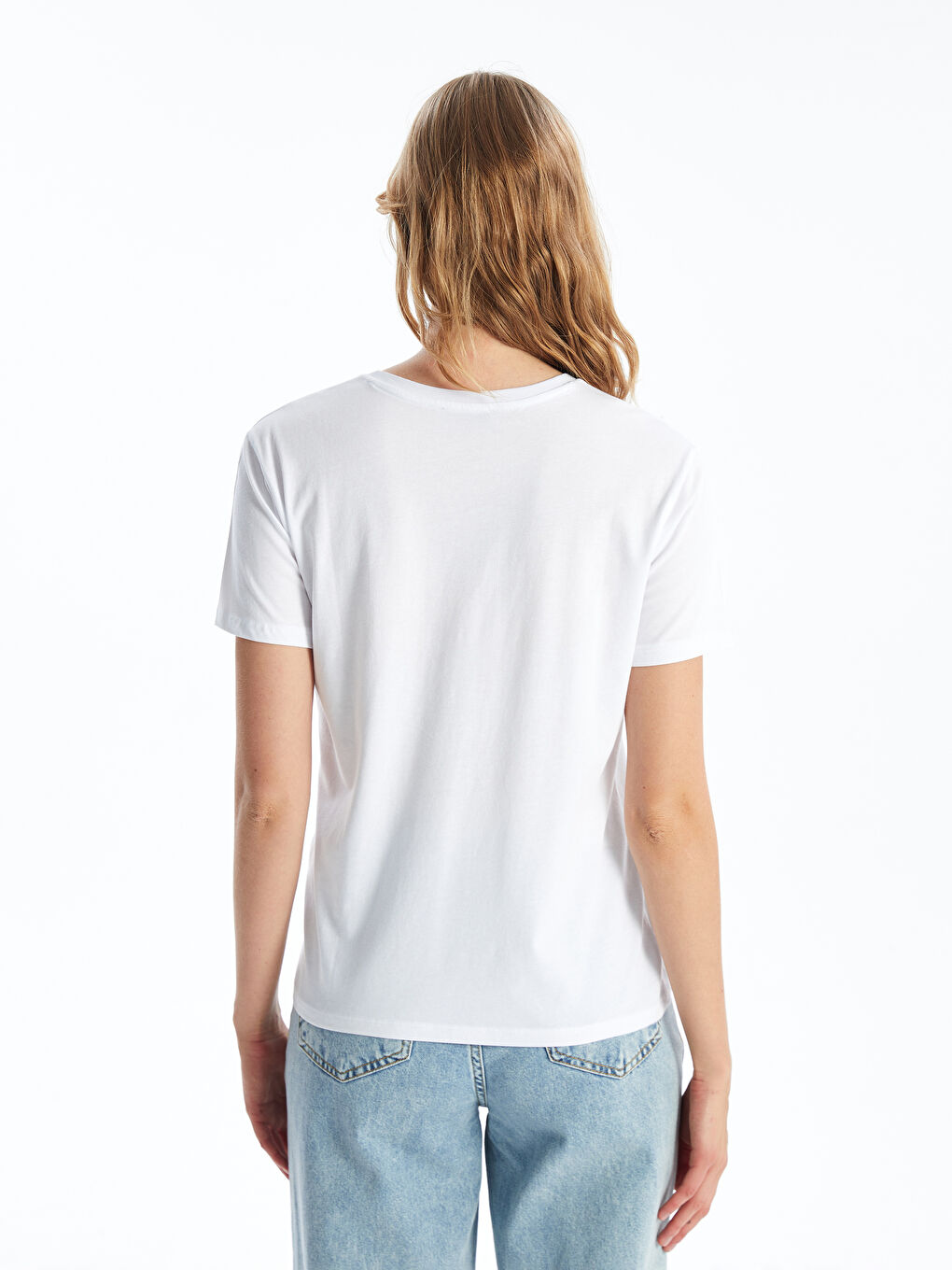 Beyaz Bisiklet Yaka Baskılı Kısa Kollu Kadın Tişört-4