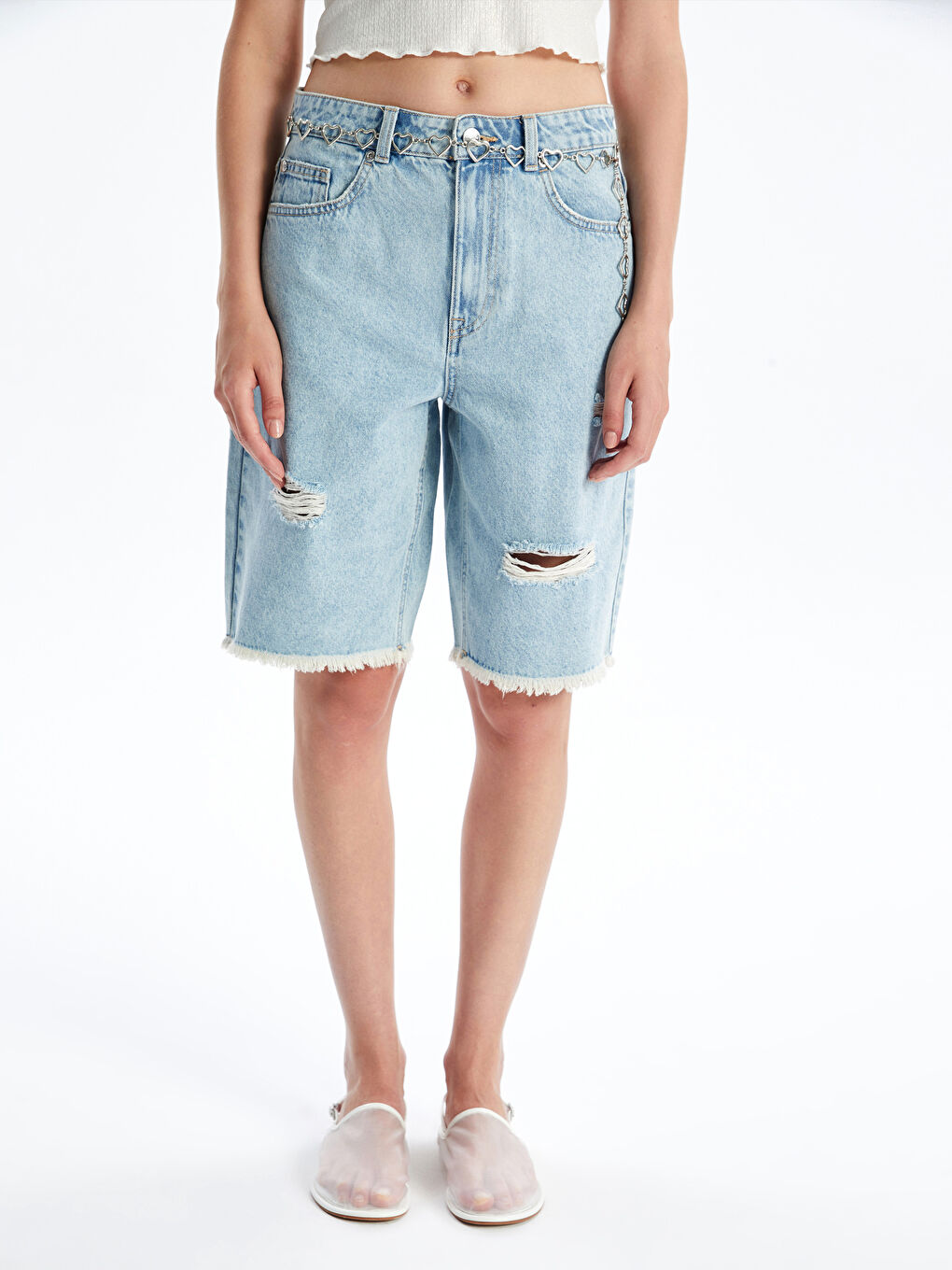 Джинсовые Шорты Бермуды Женские С Рваными Деталями-1