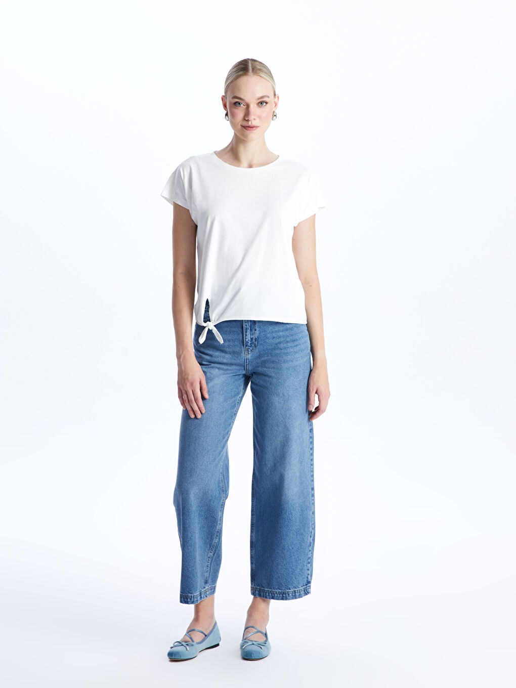 Ekru Bisiklet Yaka Düz Kısa Kollu Kadın Tişört-1