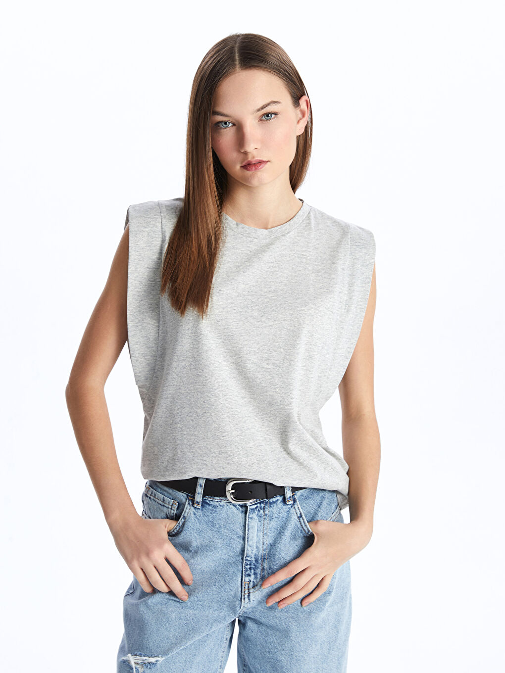 Gri Bisiklet Yaka Düz Kısa Kollu Kadın Tişört-1