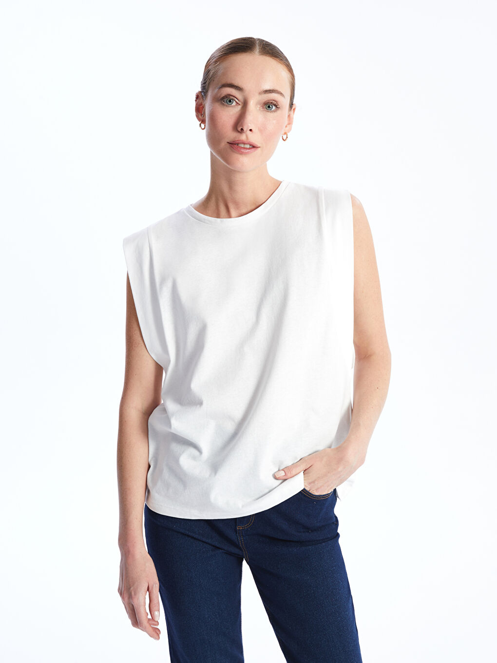 Ekru Bisiklet Yaka Düz Kısa Kollu Kadın Tişört