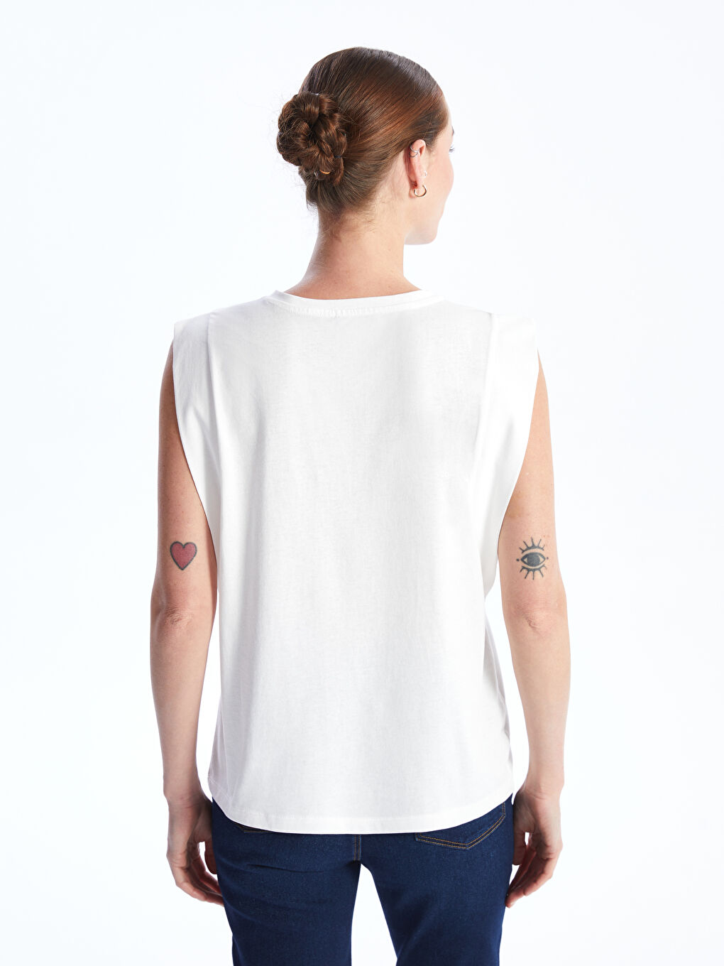 Ekru Bisiklet Yaka Düz Kısa Kollu Kadın Tişört-5