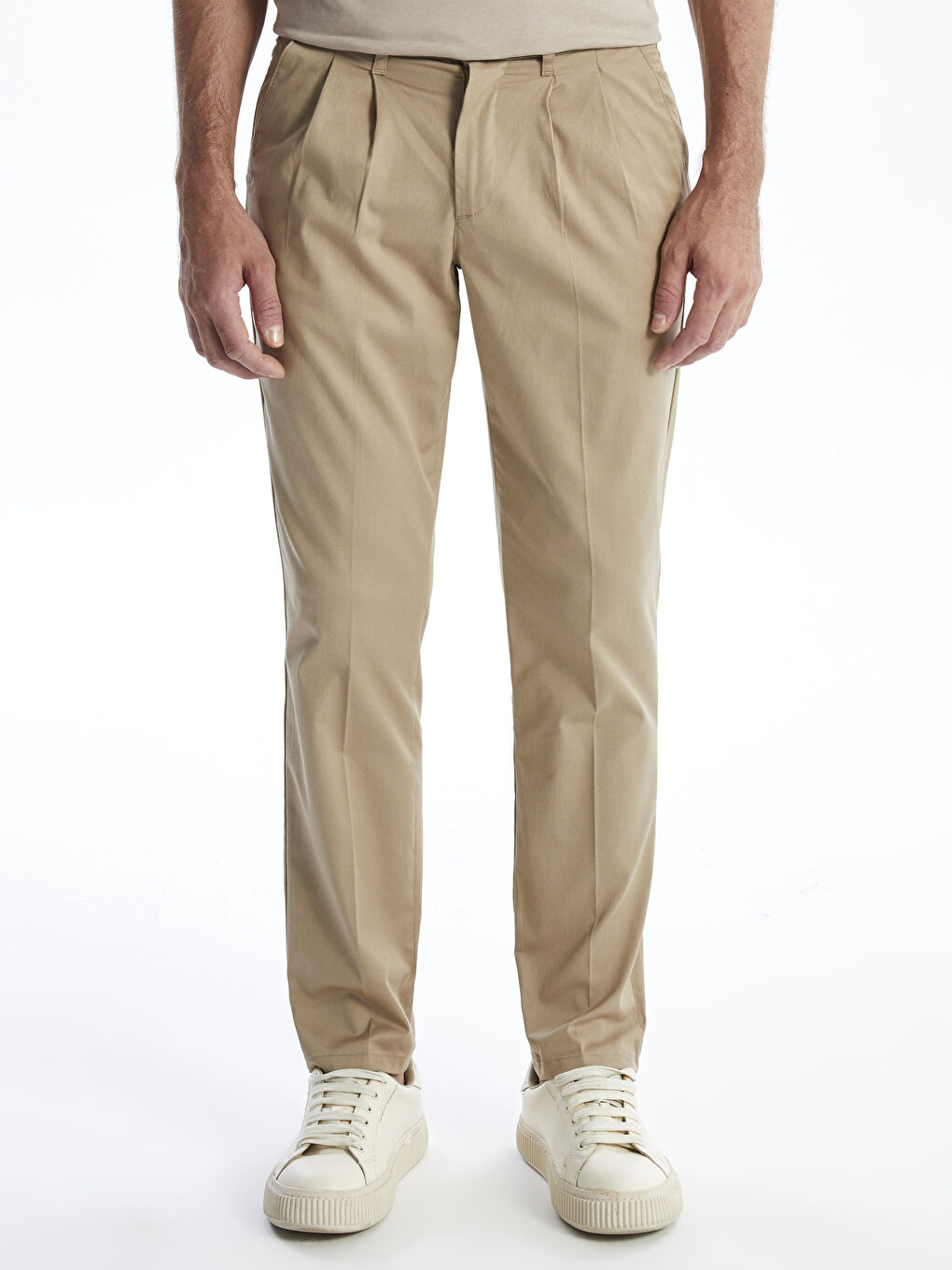 LCWAIKIKI Classic Bej Standart Kalıp Gabardin Erkek Chino Pantolon - 1