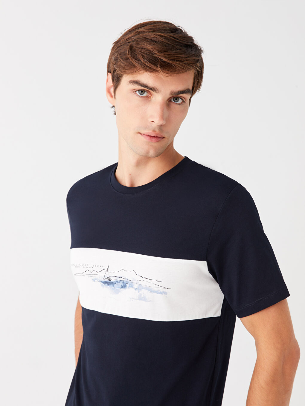 Lacivert Bisiklet Yaka Kısa Kollu Baskılı Erkek Tişört