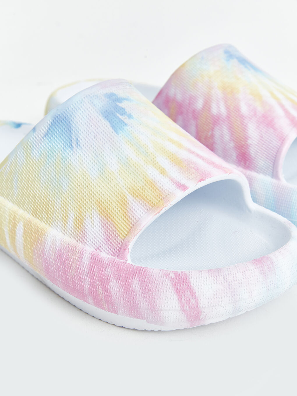 LCW STEPS Printed Single-Strap Women's Slippers -S4DS46Z8-M0T
