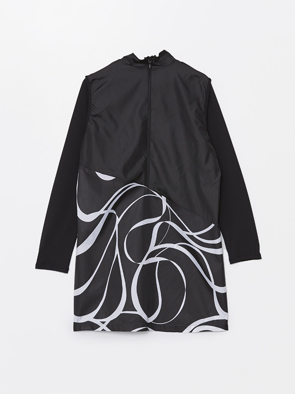 Siyah Dik Yaka Desenli Kadın Tesettür Mayo Üst-1