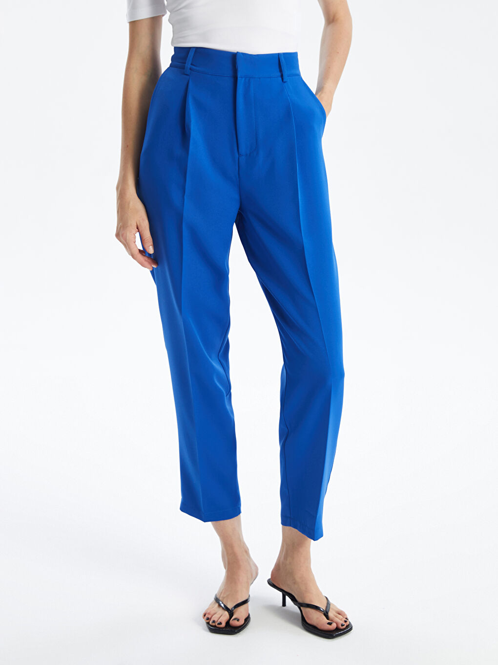 Belted High Waisted Carrot Fit Women's Trousers-1