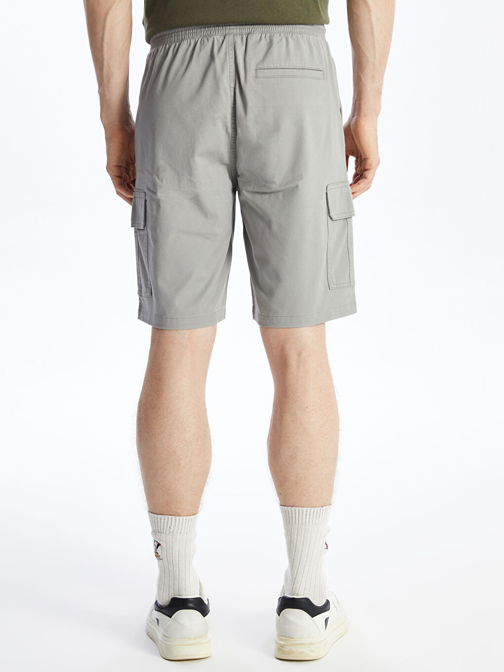 Gri Standart Kalıp Gabardin Erkek Bermuda Şort-4