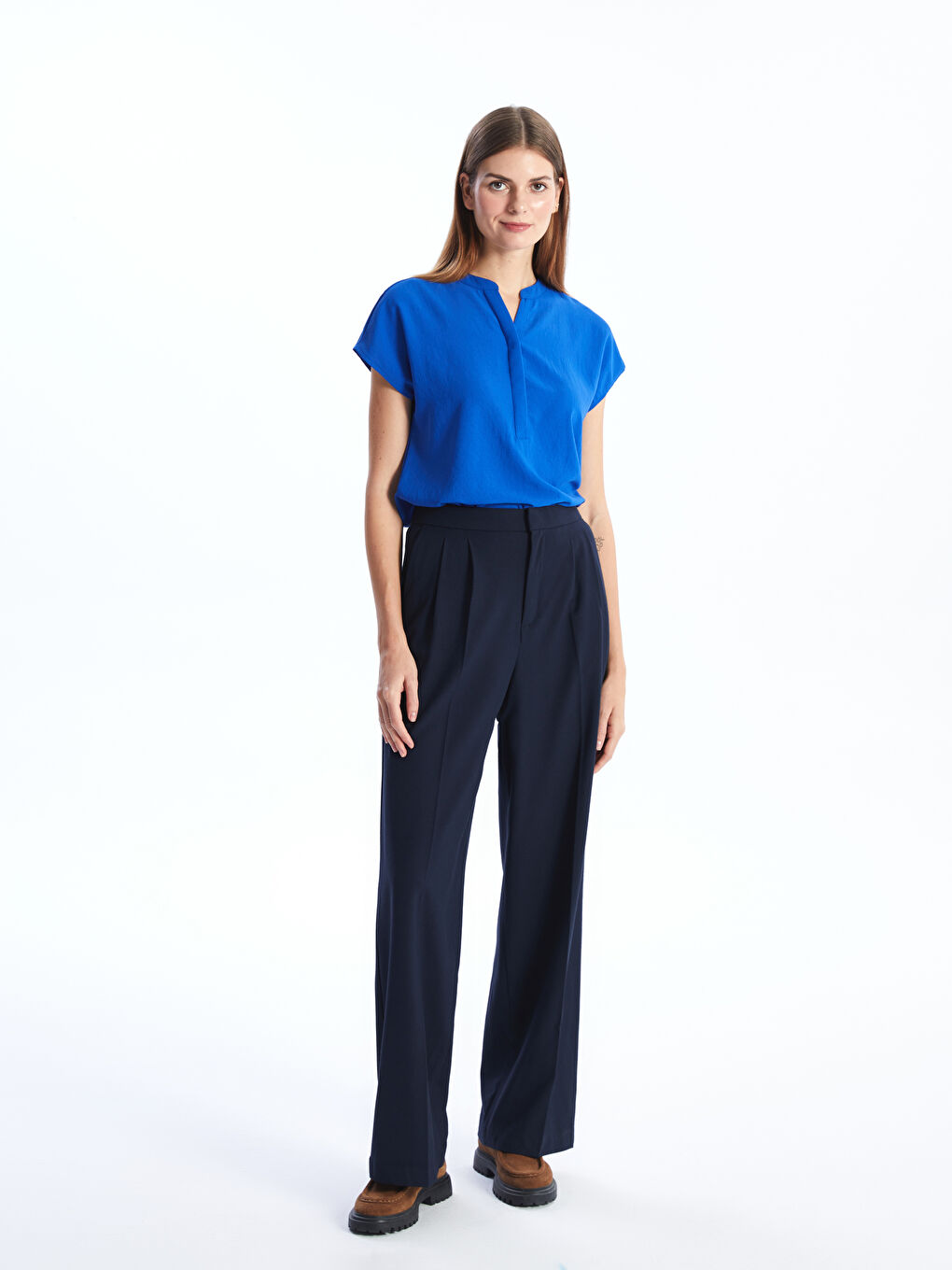 Блузка с вырезом с выемкой, однотонная, с коротким рукавом для женщин-2