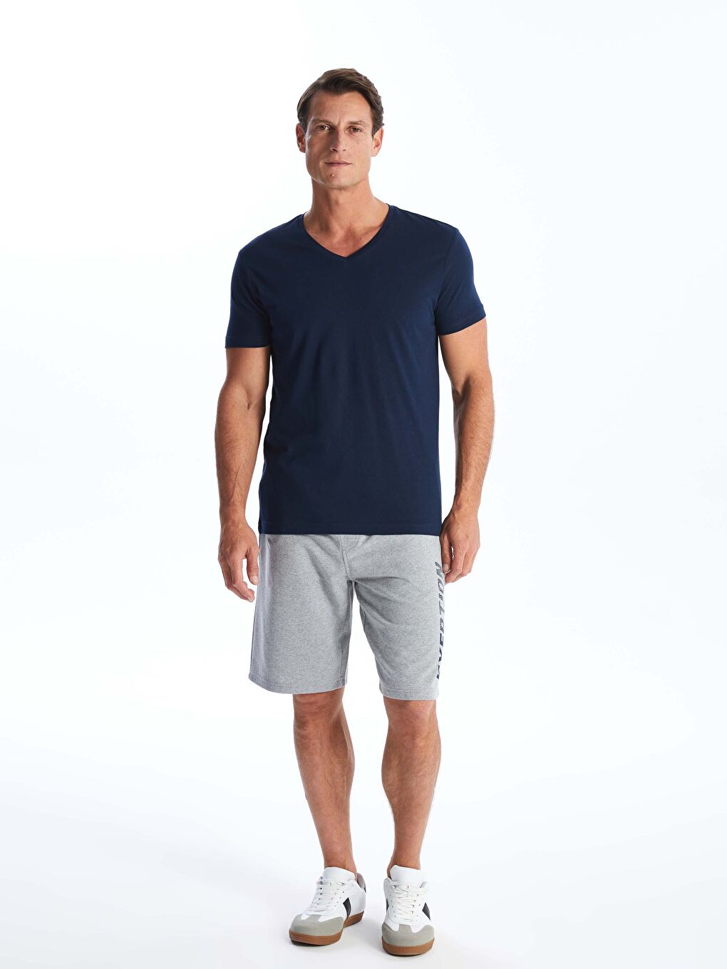 Gri Standart Kalıp Erkek Şort-1