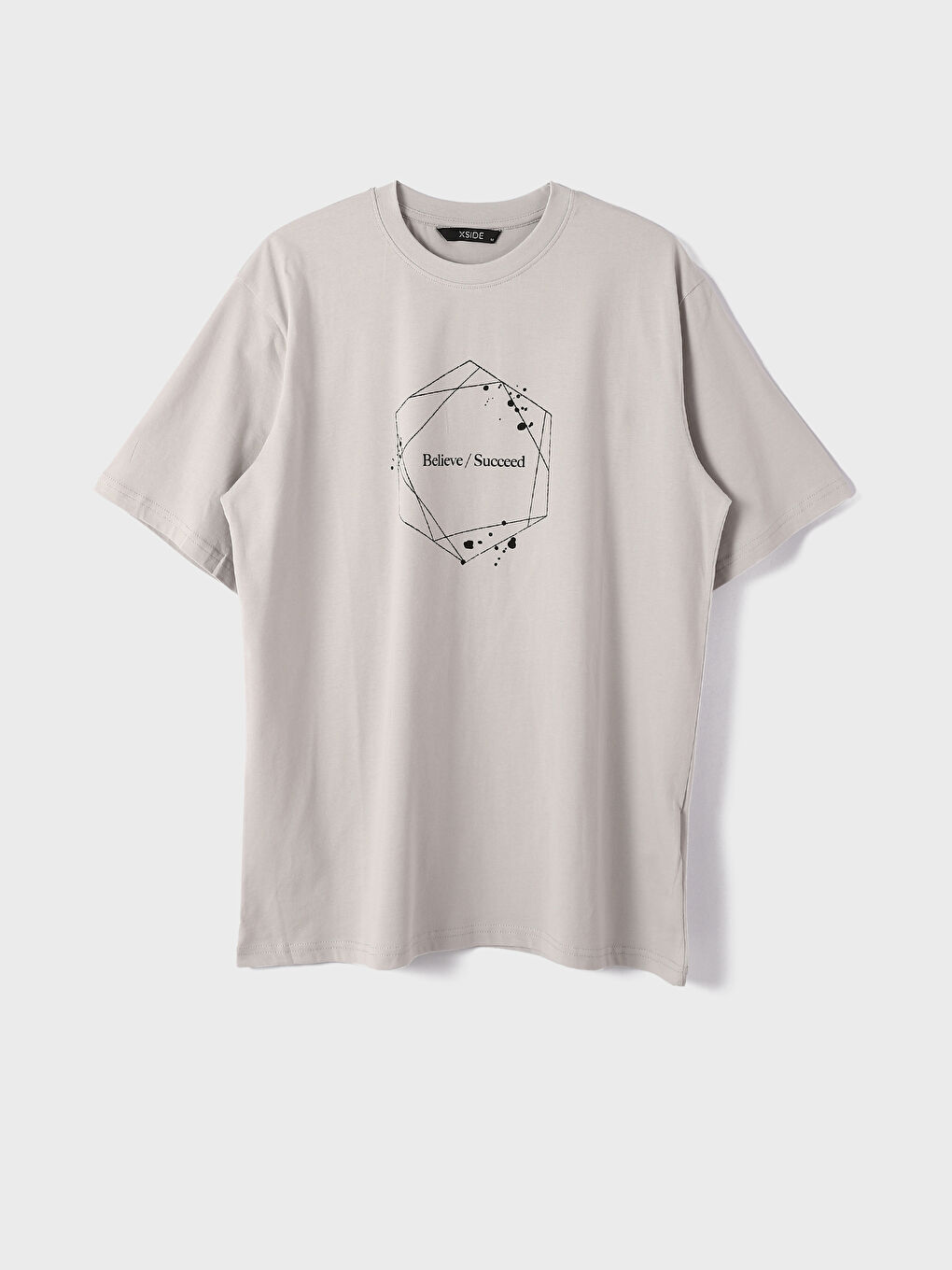 تيشيرت رجالي كم قصير مطبوع بياقة دائرية