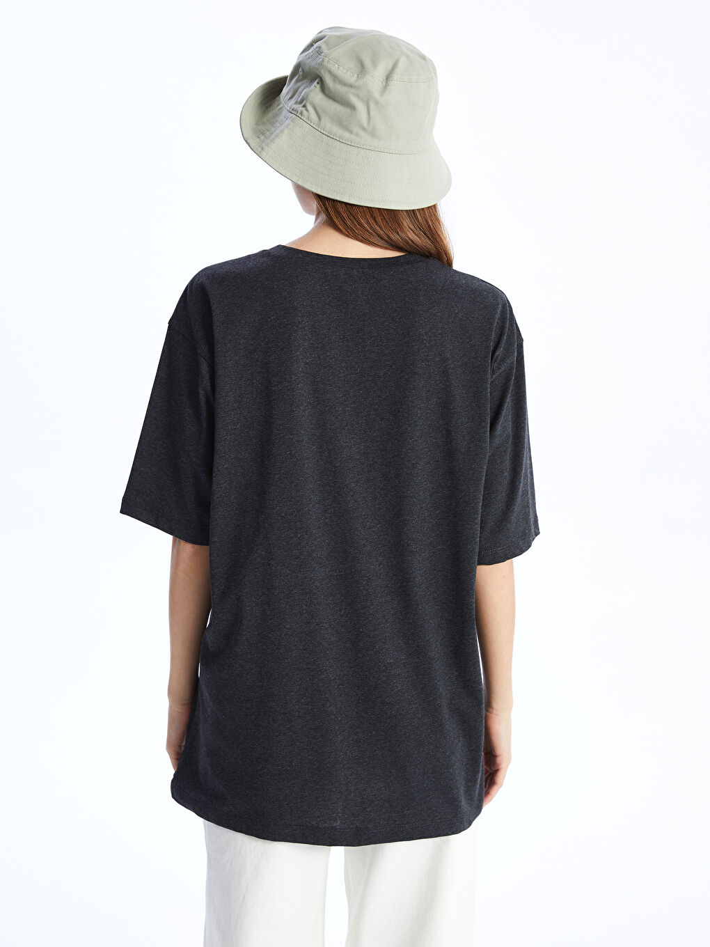 Antrasit Bisiklet Yaka Baskılı Kısa Kollu Oversize Kadın Tişört-4