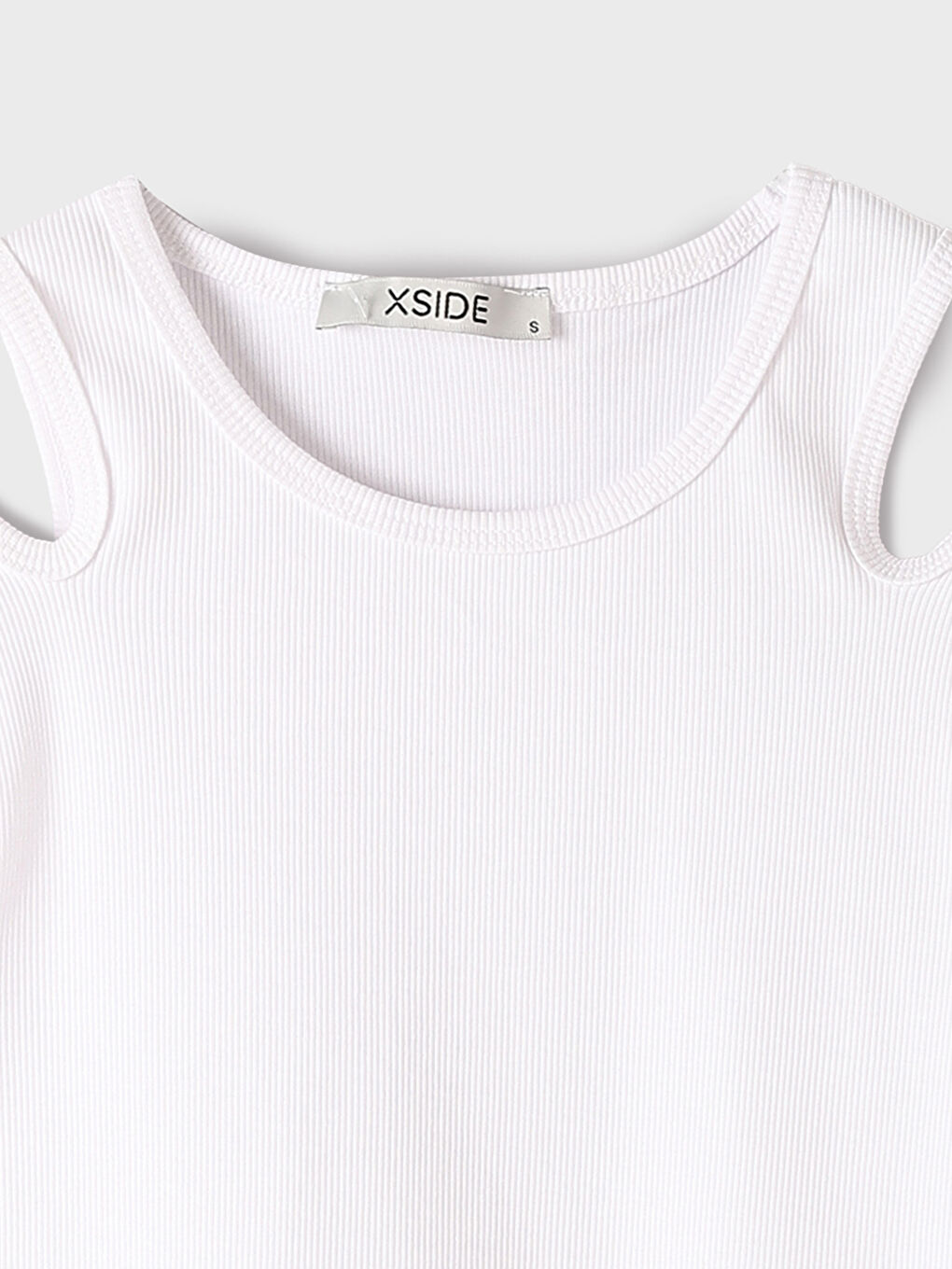 Women's Halter Neck Plain Sleeveless Blouse-1