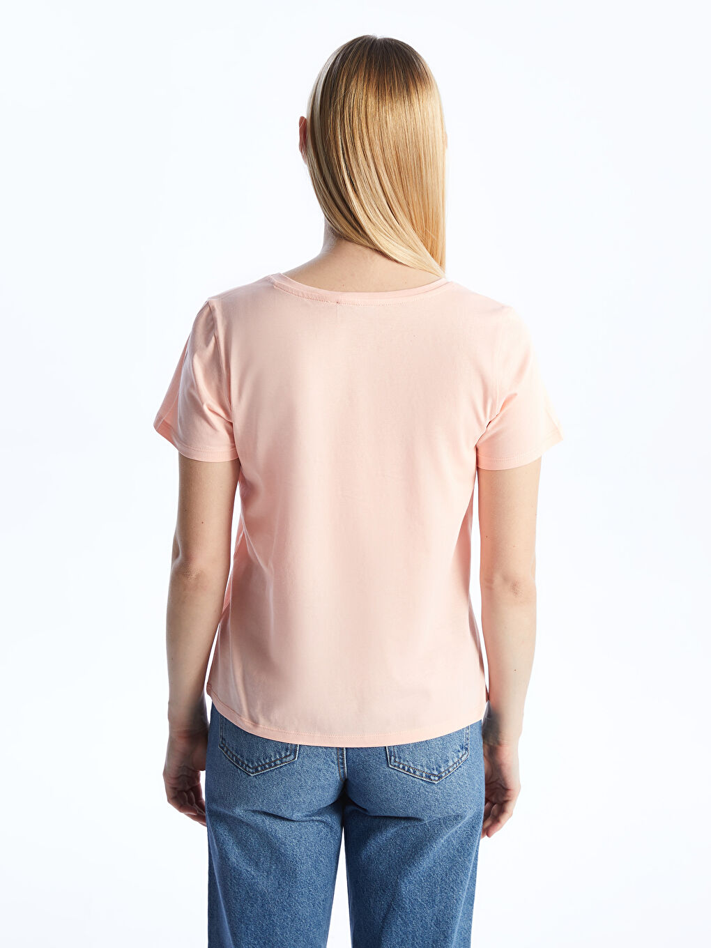 تيشيرت نسائي بأكمام قصيرة وياقة دائرية مطبوع-4