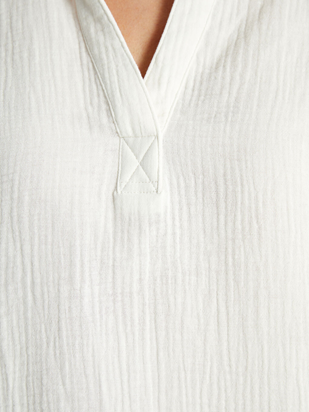 بلوزة ياقة بولو سادة كم قصير أوفراسايز للسيدات-4