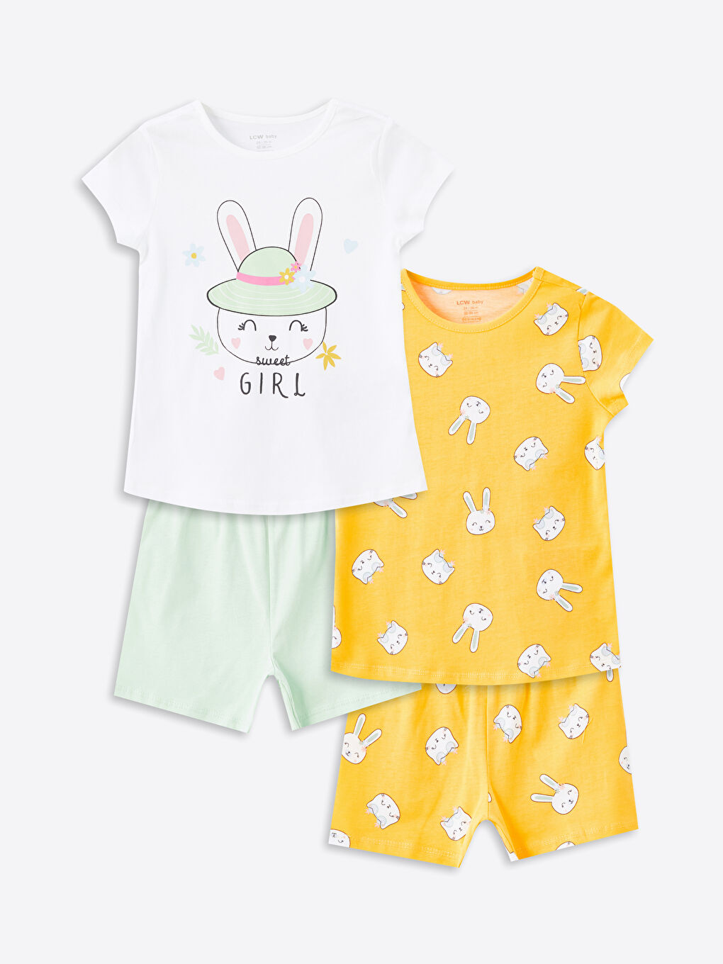 LCW baby Optik Beyaz Bisiklet Yaka Baskılı Kız Bebek Şortlu Pijama Takımı 2'li