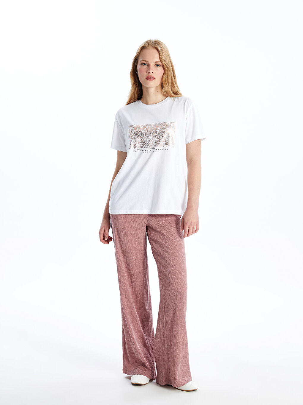 T-shirt à manches courtes imprimé à col rond pour femmes-1