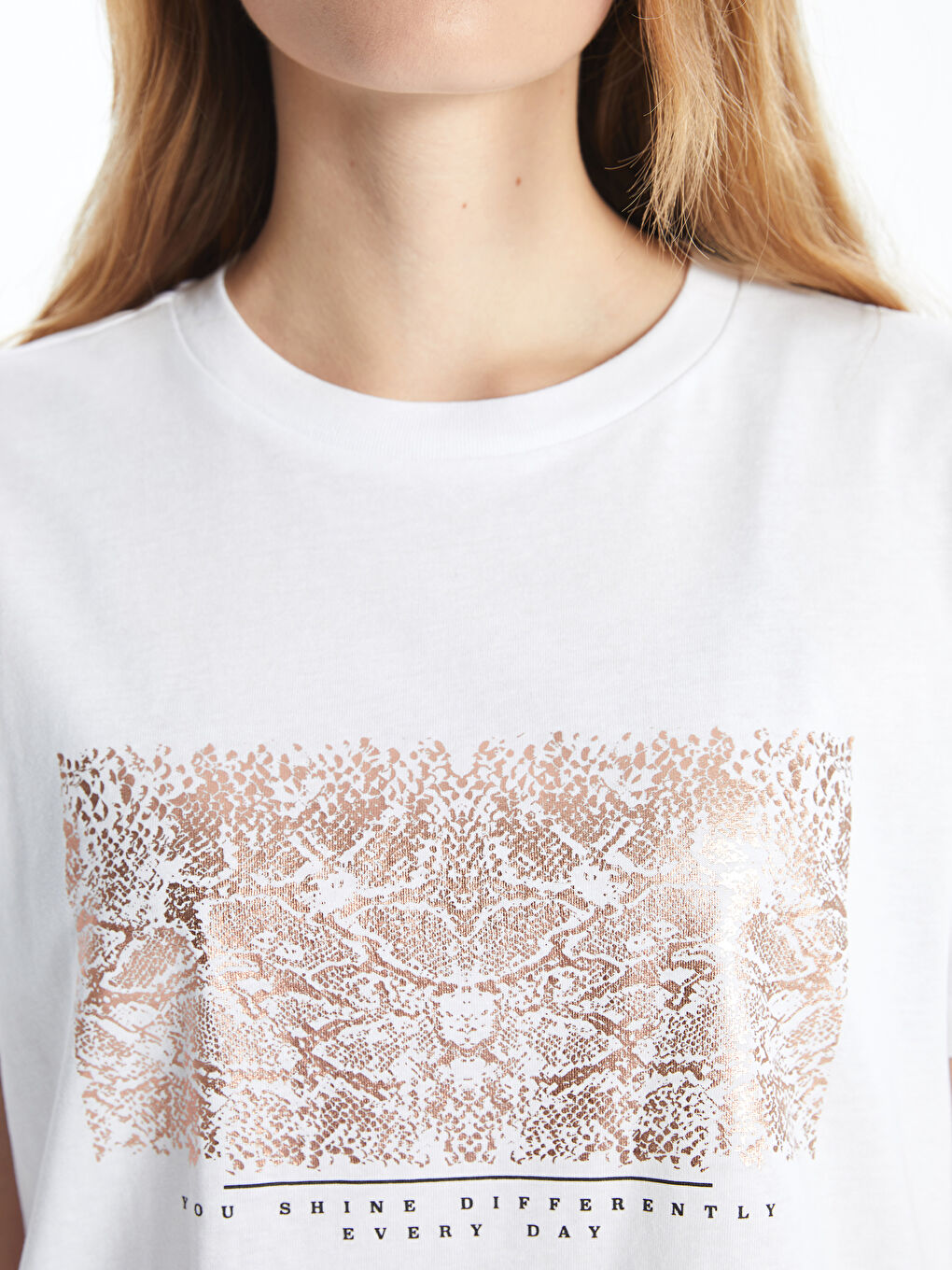 T-shirt à manches courtes imprimé à col rond pour femmes-2