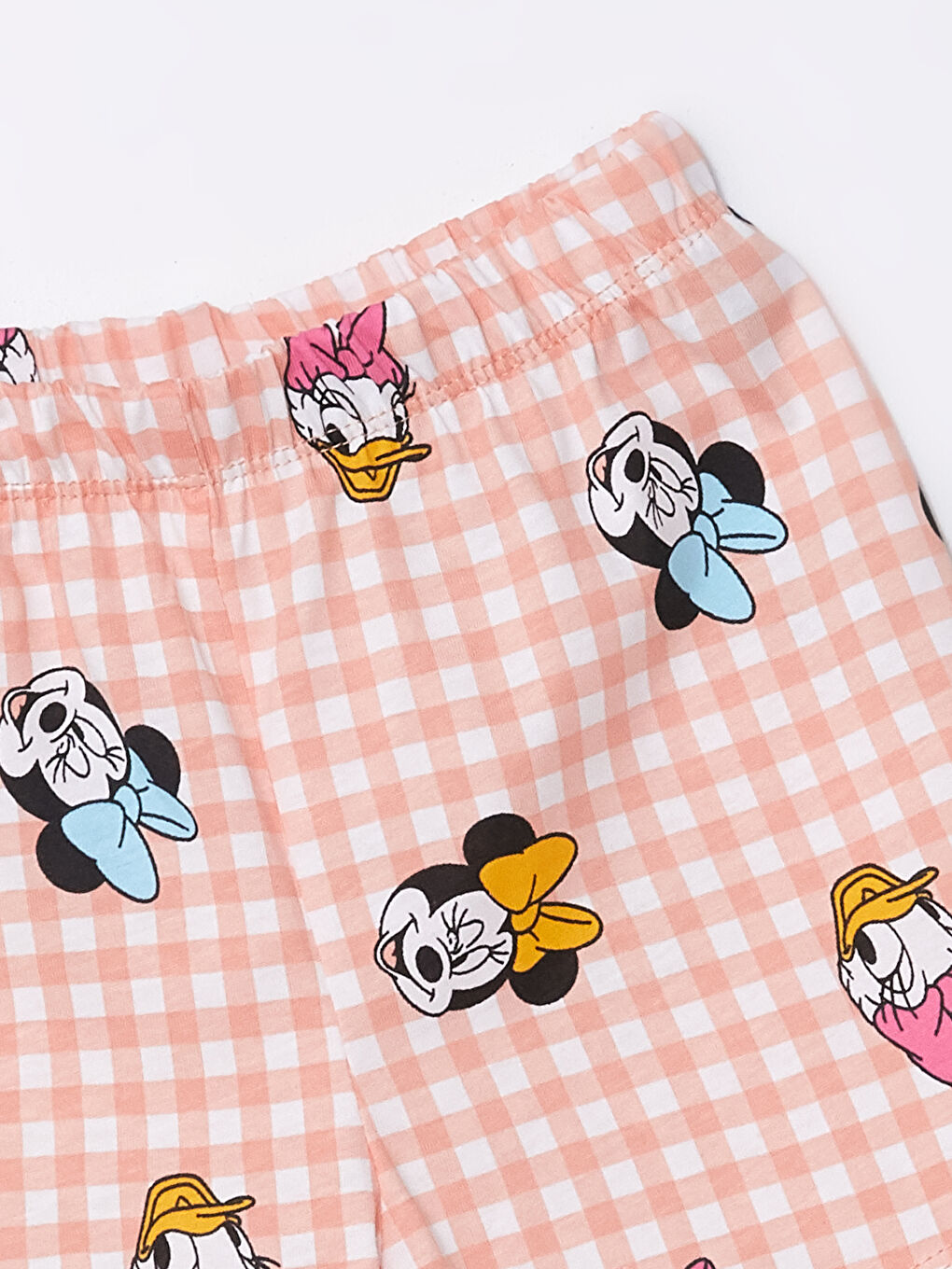 LCW baby Ekru Baskılı Bisiklet Yaka Minnie Mouse Baskılı Kız Bebek Şortlu Pijama Takımı - 5