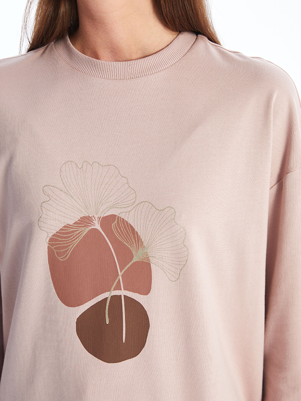 تونيك سويتشيرت نسائي أوفراسايز مطبوع بياقة دائرية-3