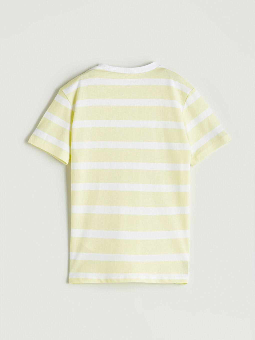 Beyaz Bisiklet Yaka Çizgili Erkek Çocuk Tişört-2