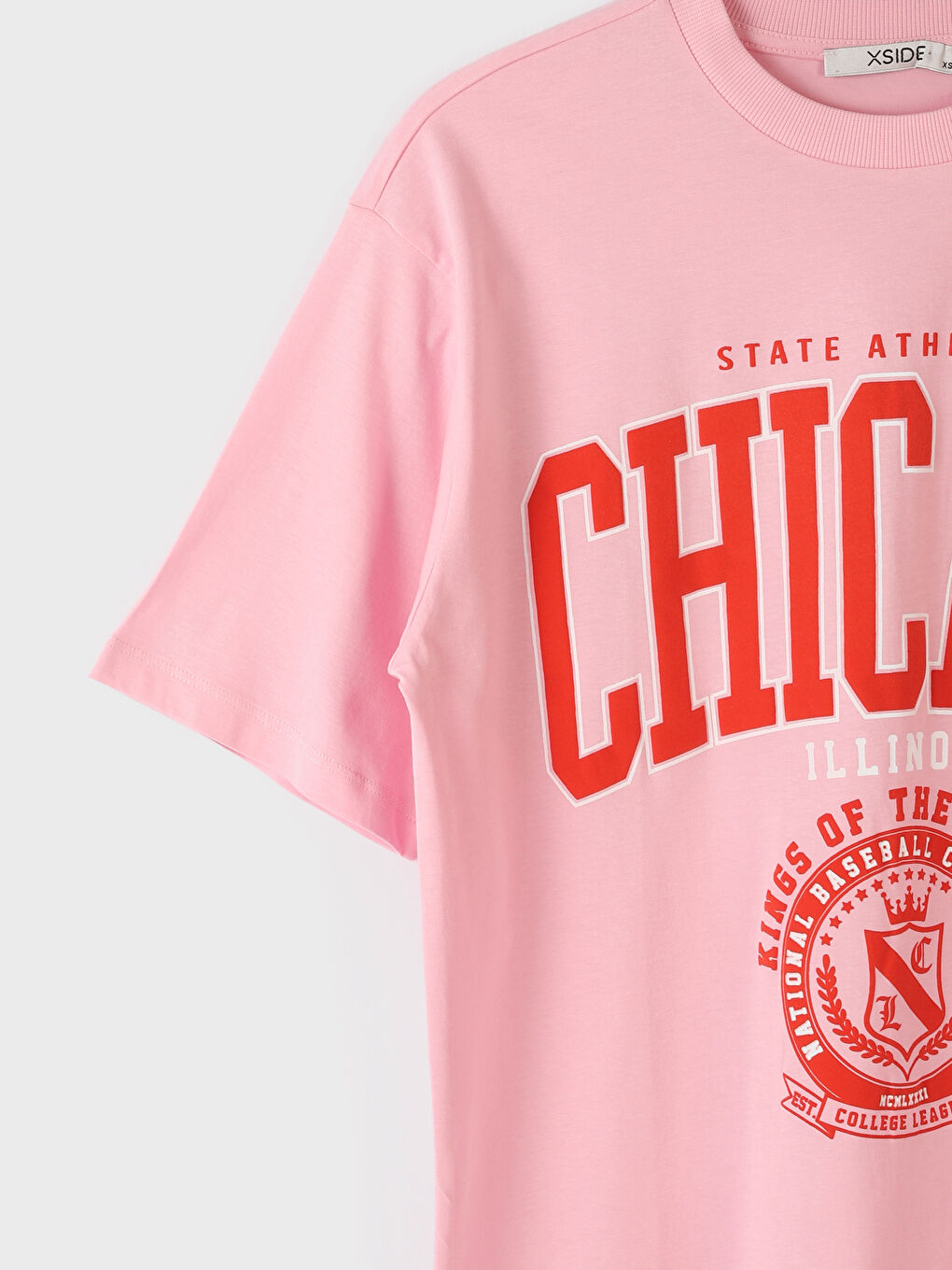 تيشيرت مطبوع بياقة دائرية وكم قصير للسيدات-2